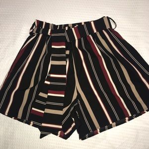 Romwe Striped Flowy Shorts